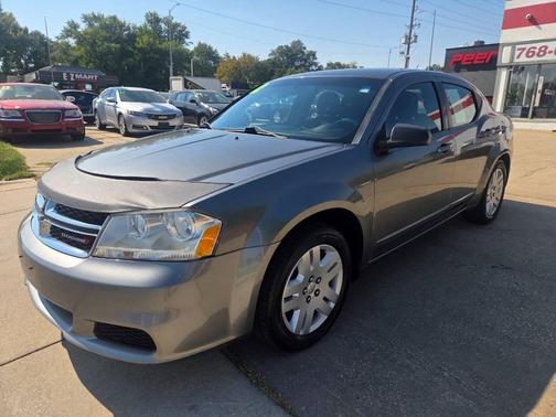 2012 Dodge Avenger SE 4dr Sedan