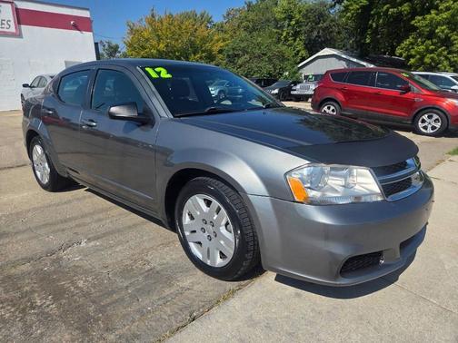 2012 Dodge Avenger SE 4dr Sedan