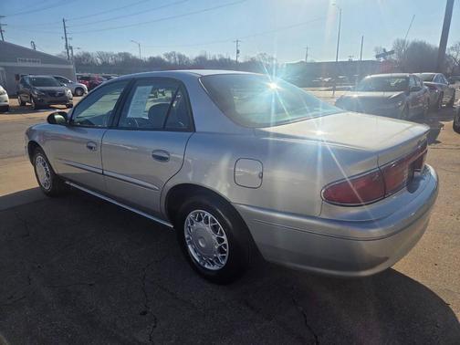 2003 Buick Century Base 4dr Sedan