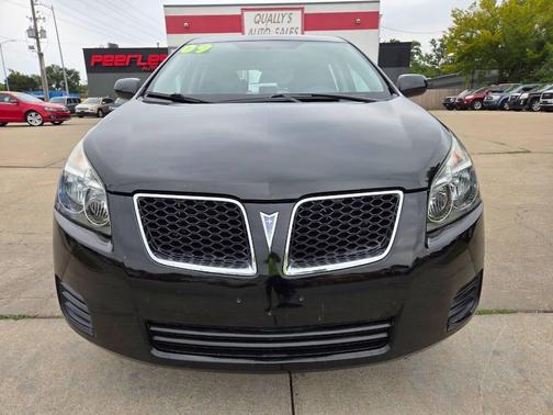2009 Pontiac Vibe Base
