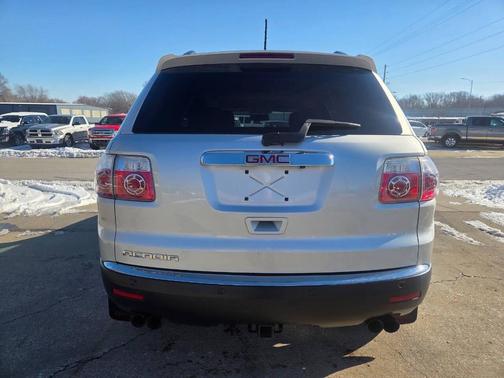 2011 GMC Acadia SLE 4dr SUV