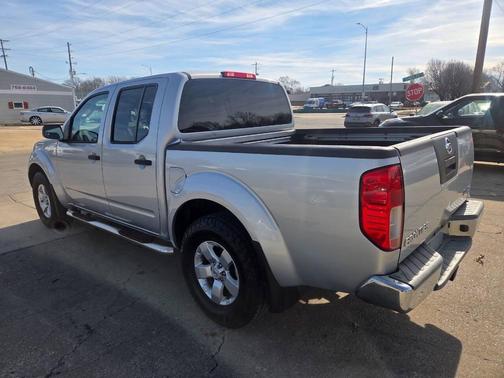 2011 Nissan Frontier SV