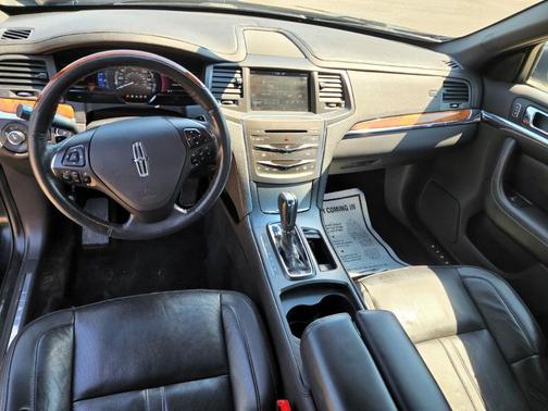 2014 Lincoln MKS Base