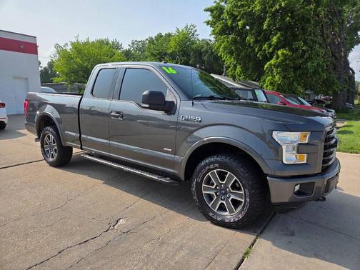 Gray 2016 Ford F-150 XLT