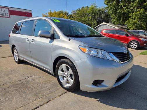 2013 Toyota Sienna LE