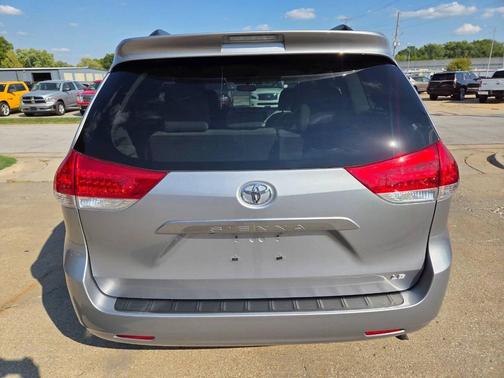 2013 Toyota Sienna LE