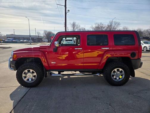 2009 Hummer H3 Base