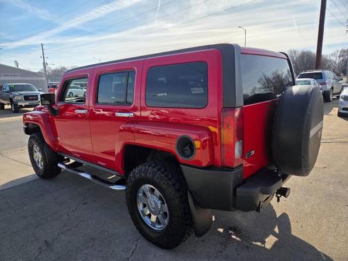 2009 Hummer H3 Base