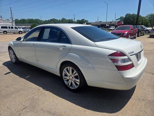 White 2009 Mercedes-Benz S-Class S 550 4MATIC AWD 4dr Sedan