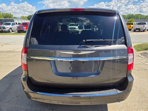 Charcoal 2016 Chrysler Town & Country Touring-L