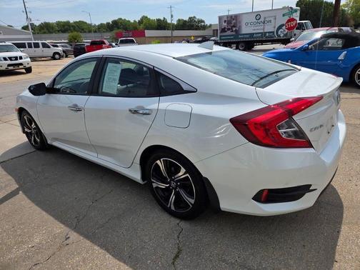 2017 Honda Civic Touring