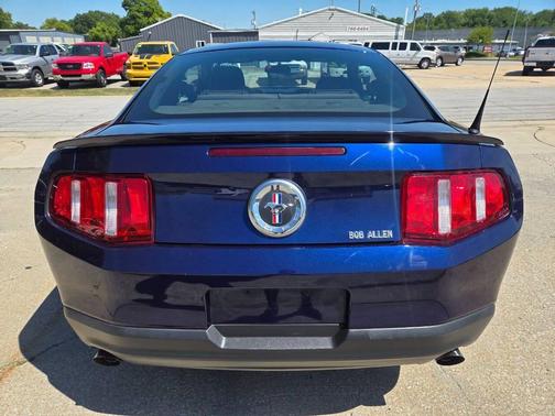 2012 Ford Mustang V6