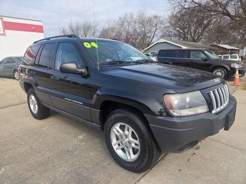 2004 Jeep Grand Cherokee Laredo