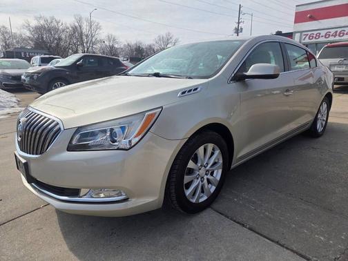 2014 Buick LaCrosse Base 4dr Sedan