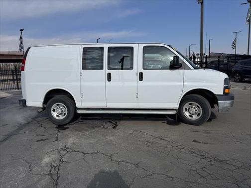 2022 Chevrolet Express 2500 RWD 2500 Regular Wheelbase WT