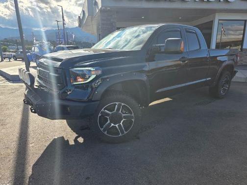 2015 Toyota Tundra SR5