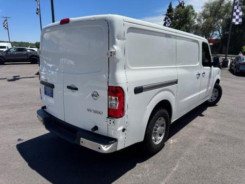 2012 Nissan NV Cargo 2500 SV
