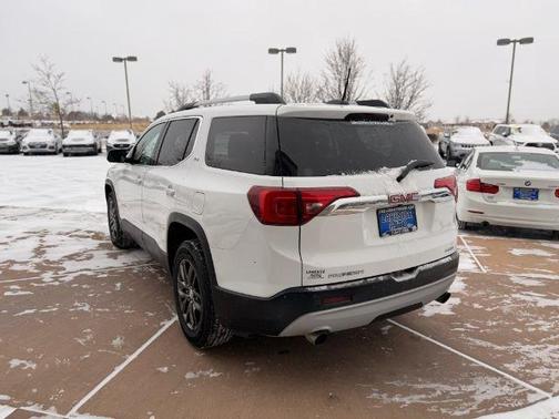 2017 GMC Acadia SLT-1