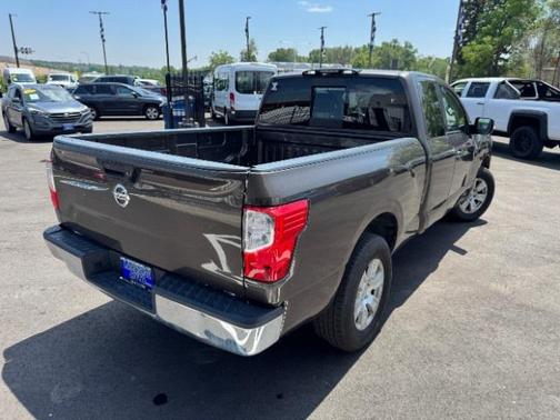 2019 Nissan Titan SV