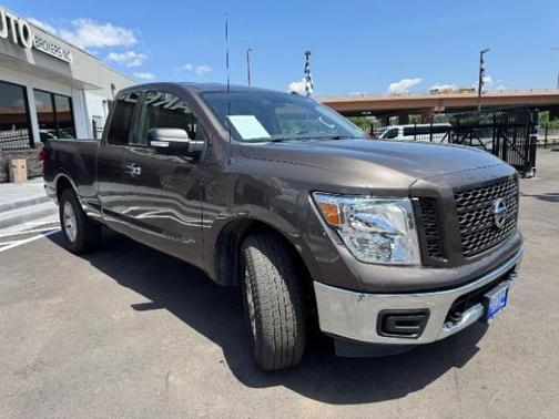 2019 Nissan Titan SV