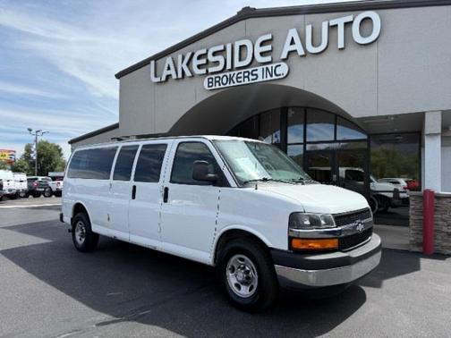 2017 Chevrolet Express 3500 LT