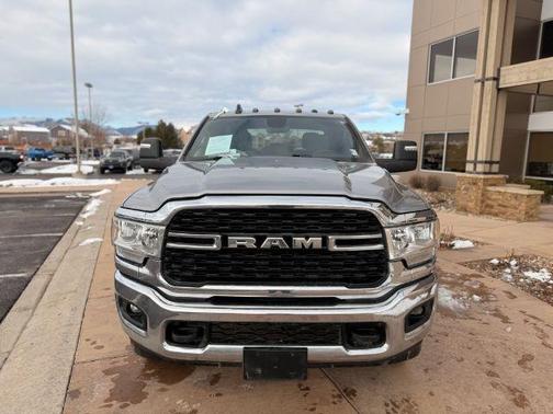 2023 RAM 2500 Big Horn Crew Cab 4x4 8' Box