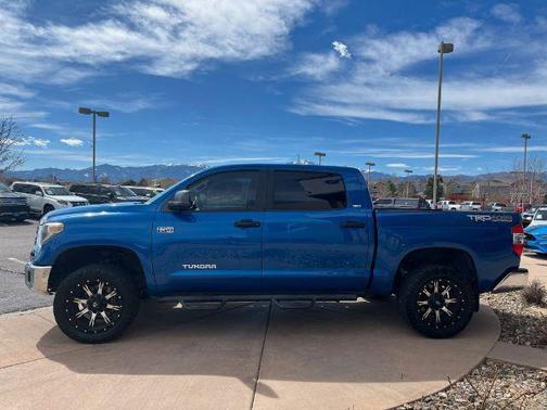 Blazing Blue 2018 Toyota Tundra SR5