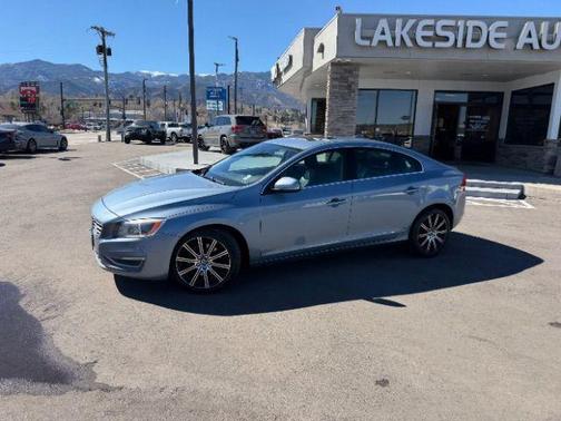 2018 Volvo S60 Inscription T5 Platinum