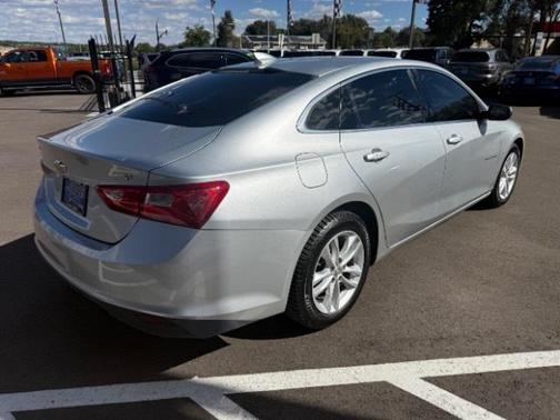 2017 Chevrolet Malibu 1LT