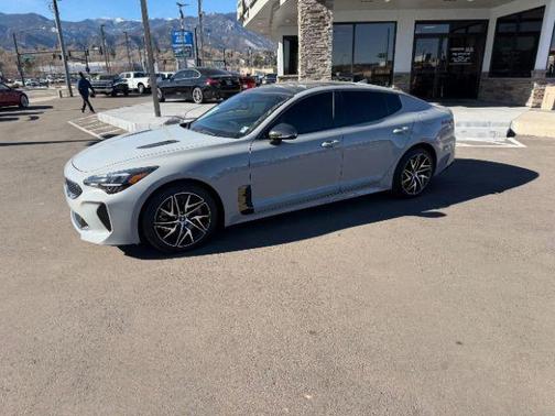 2023 Kia Stinger GT-Line