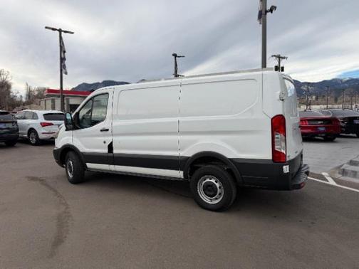 2018 Ford Transit-250 Base