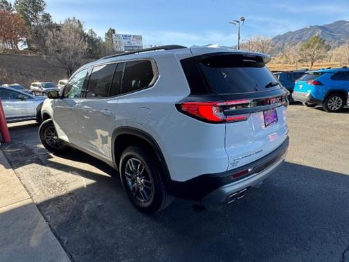 2025 GMC Acadia AWD Elevation