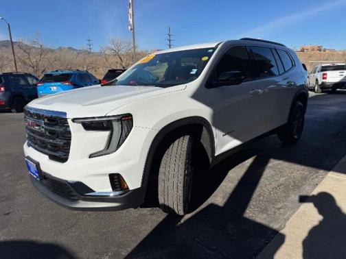 2025 GMC Acadia AWD Elevation