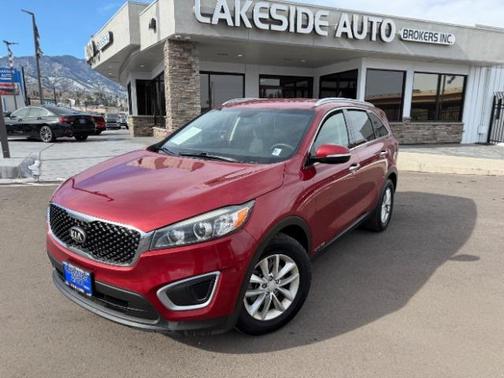 2017 Kia Sorento LX