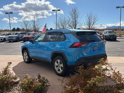 2021 Toyota RAV4 Hybrid LE