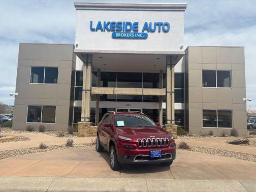 Deep Cherry Red Crystal Pearlcoat 2017 Jeep Cherokee Limited