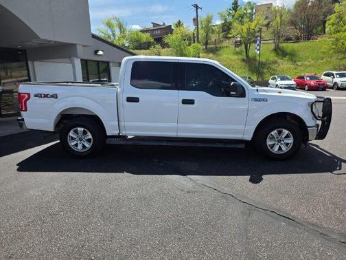 Oxford White 2017 Ford F-150 XLT
