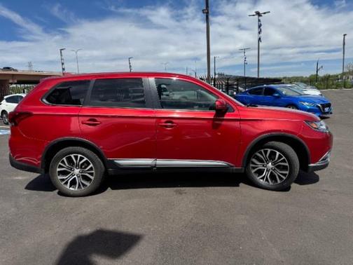 2018 Mitsubishi Outlander SE
