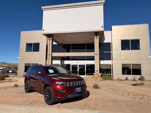 2020 Jeep Grand Cherokee Altitude