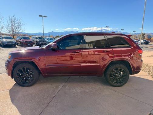 2020 Jeep Grand Cherokee Altitude