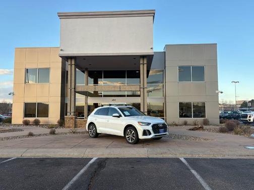2023 Audi Q5 45 S line Premium Plus