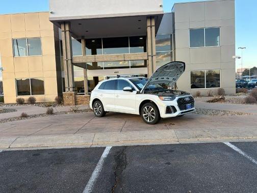 2023 Audi Q5 45 S line Premium Plus