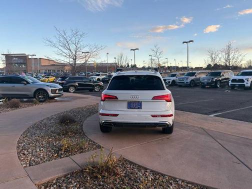 Glacier White 2023 Audi Q5 45 S line Premium Plus