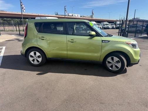 2016 Kia Soul Base