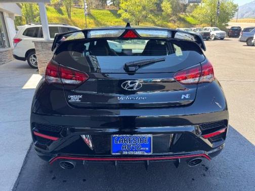 2022 Hyundai Veloster N Base