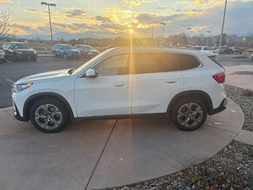 Alpine White 2023 BMW X1 xDrive28i