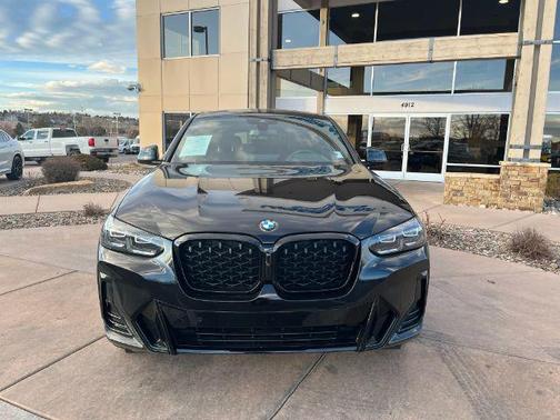 2023 BMW X4 xDrive30i