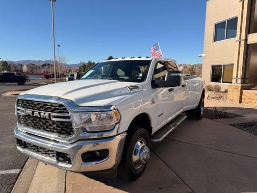 2024 RAM 3500 Big Horn Crew Cab 4x4 8' Box