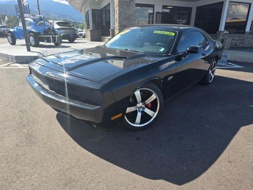 2014 Dodge Challenger SRT8