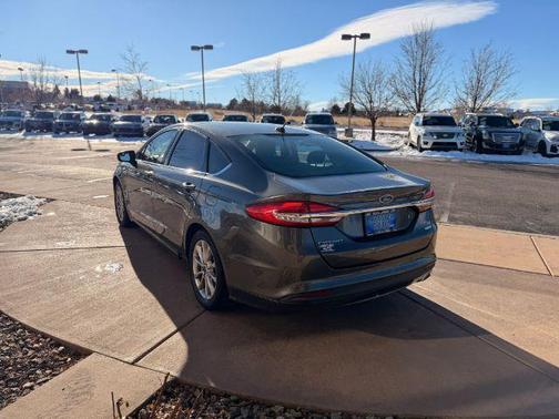2017 Ford Fusion SE